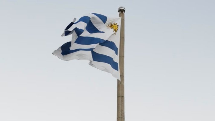 bandera-uruguaya
