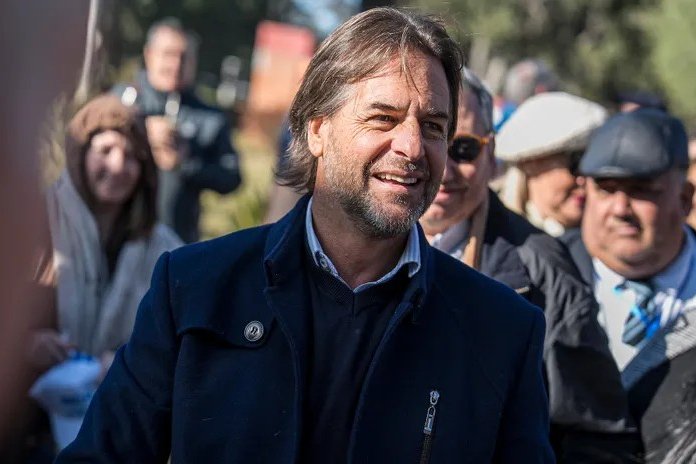 in-luis-lacalle-pou-adhoc-mauricio-zina-20250628mzina_1328